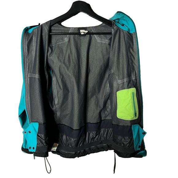 Arc’teryx Womens Goretex Jacket Small - Picture 7 of 8